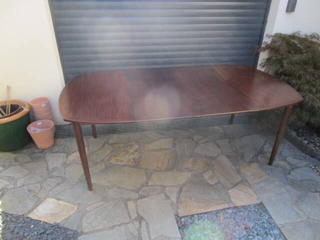 60s Scandinavian table in rosewood
