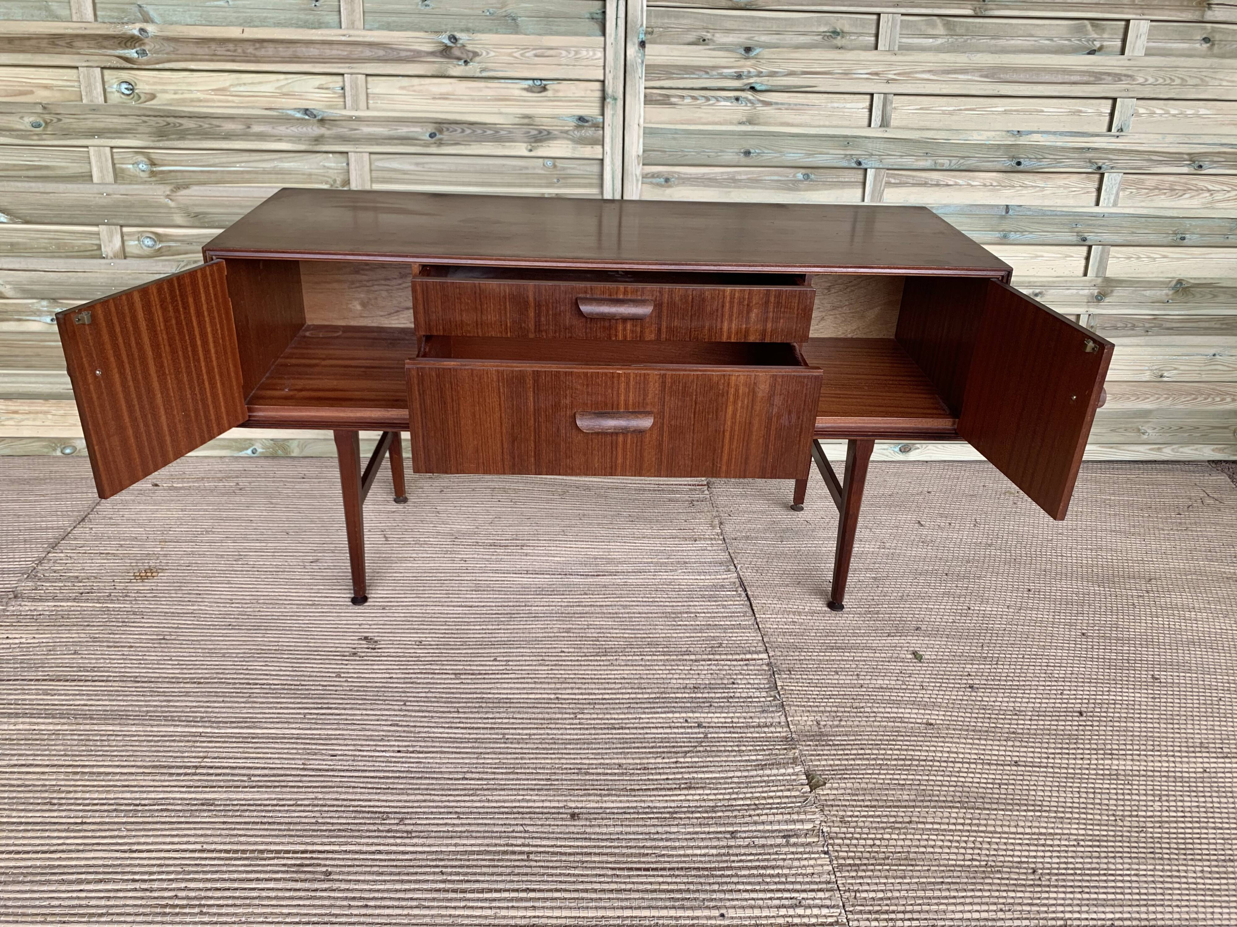 Small Scandinavian rosewood line