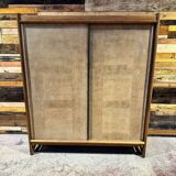 Sliding door wardrobe - Guillerme & Chambron