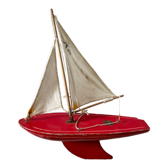 Voilier de bassin anglais Star'Yacht rouge, modèle SY2, années 50-60