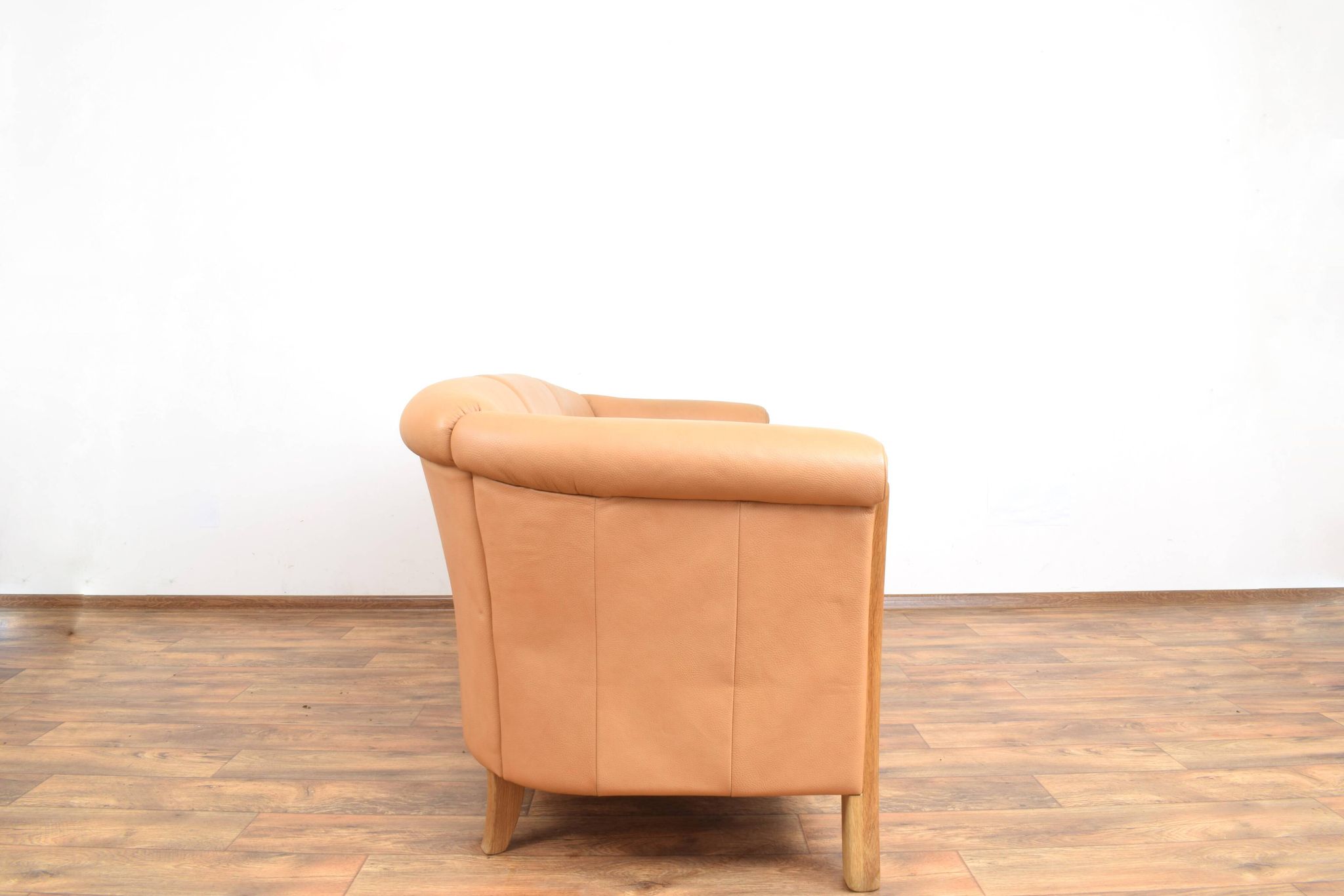 Canapé danois du milieu du siècle en chêne et cuir, années 1970.