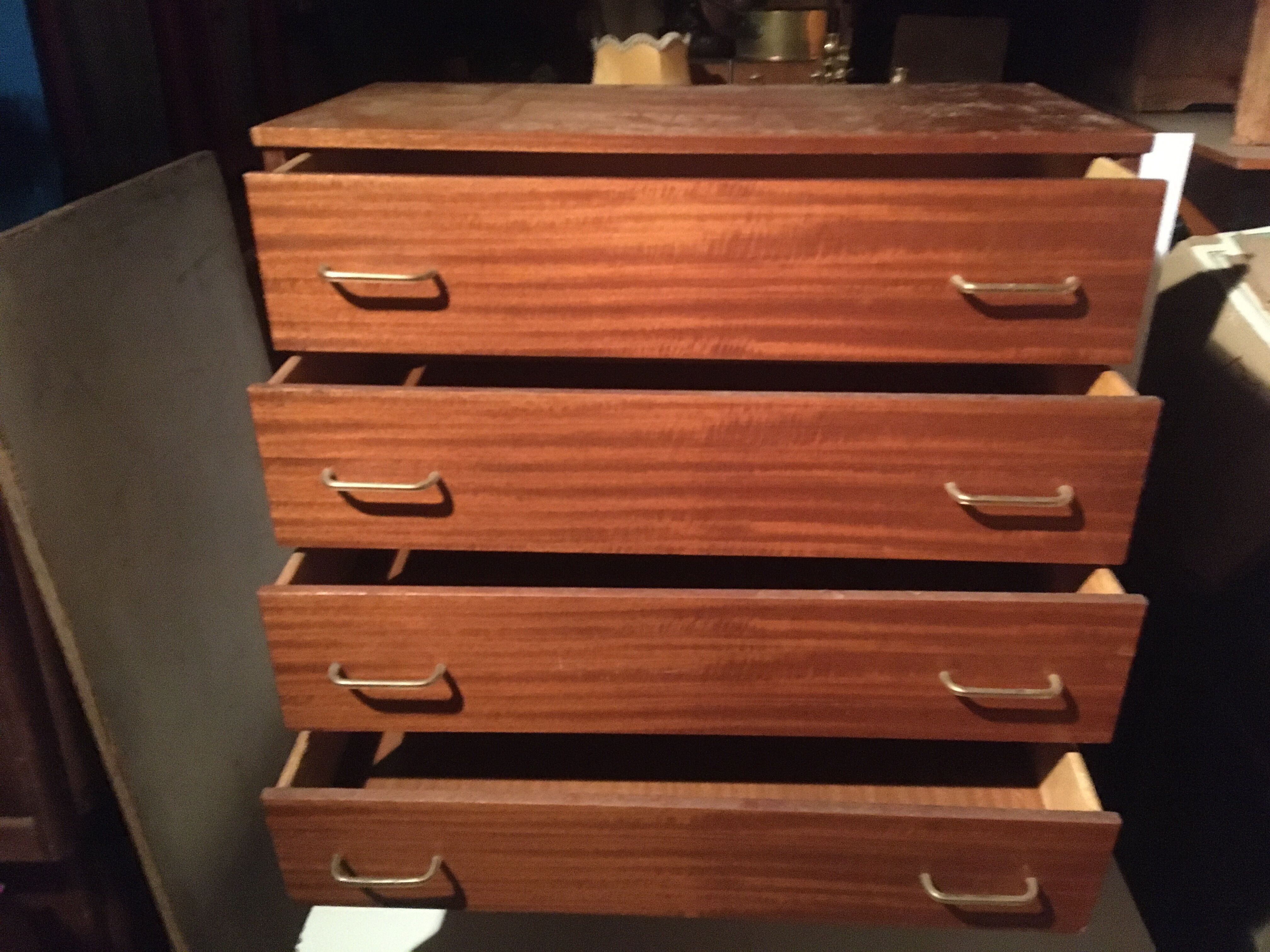 Vintage chest of drawers with spindles feet