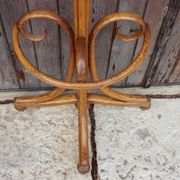 Portemanteau perroquet mural en demi style Thonet, 1900