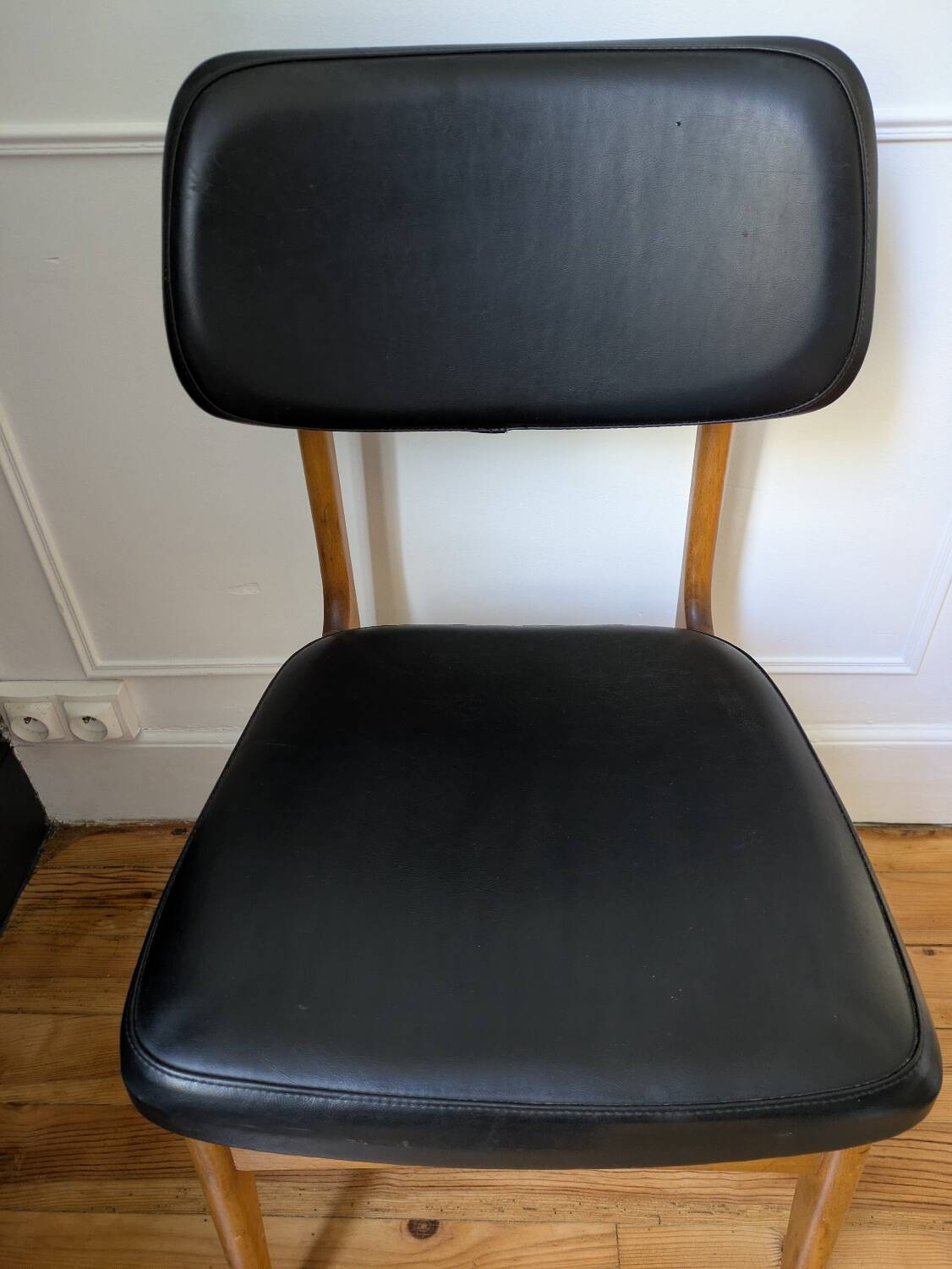 Set of Stella chairs