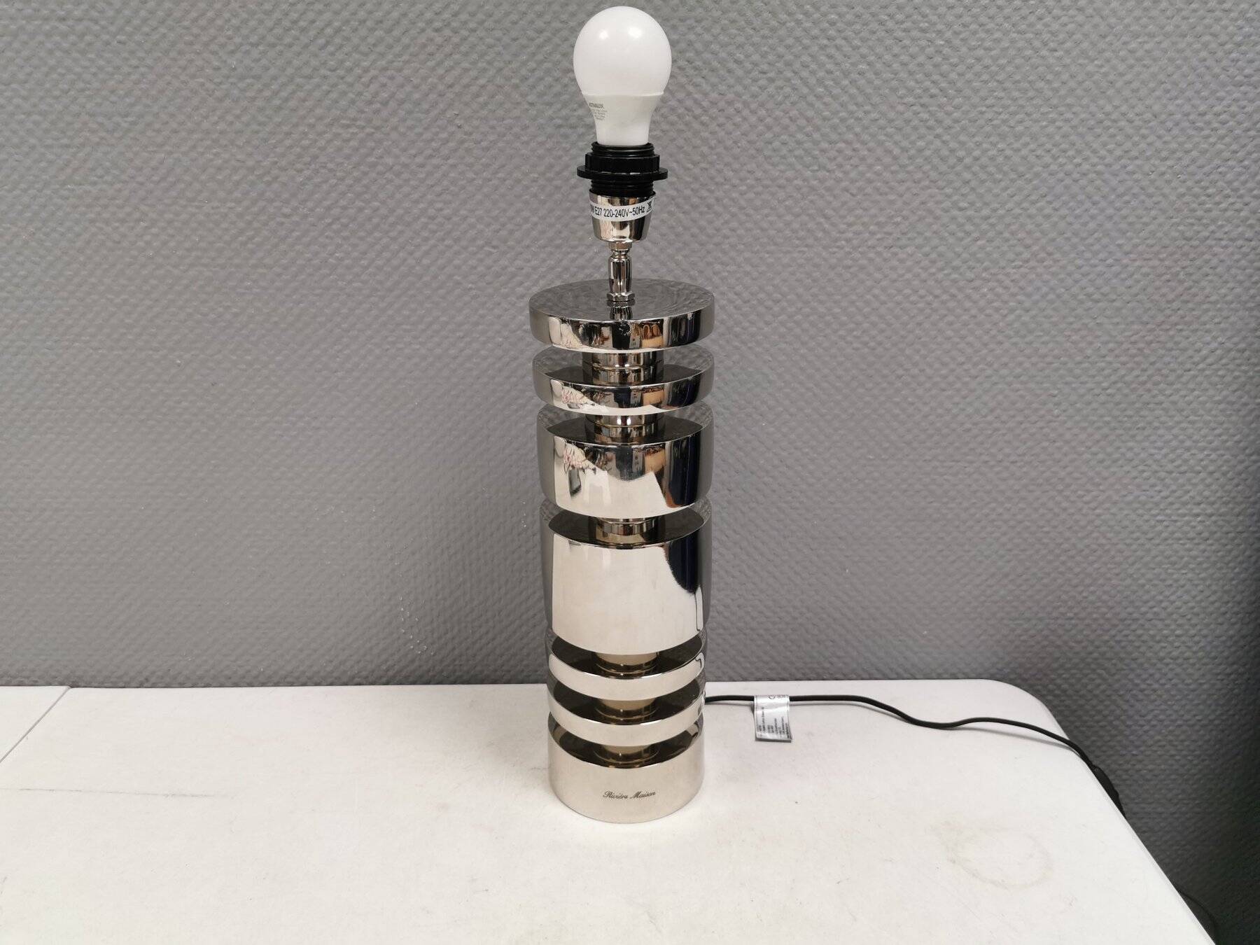 Design lamp in chrome, from Dutch Reviera Maison.
