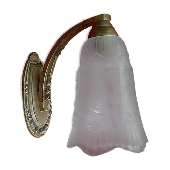 Art deco period wall lamp, tulip signed maynadier