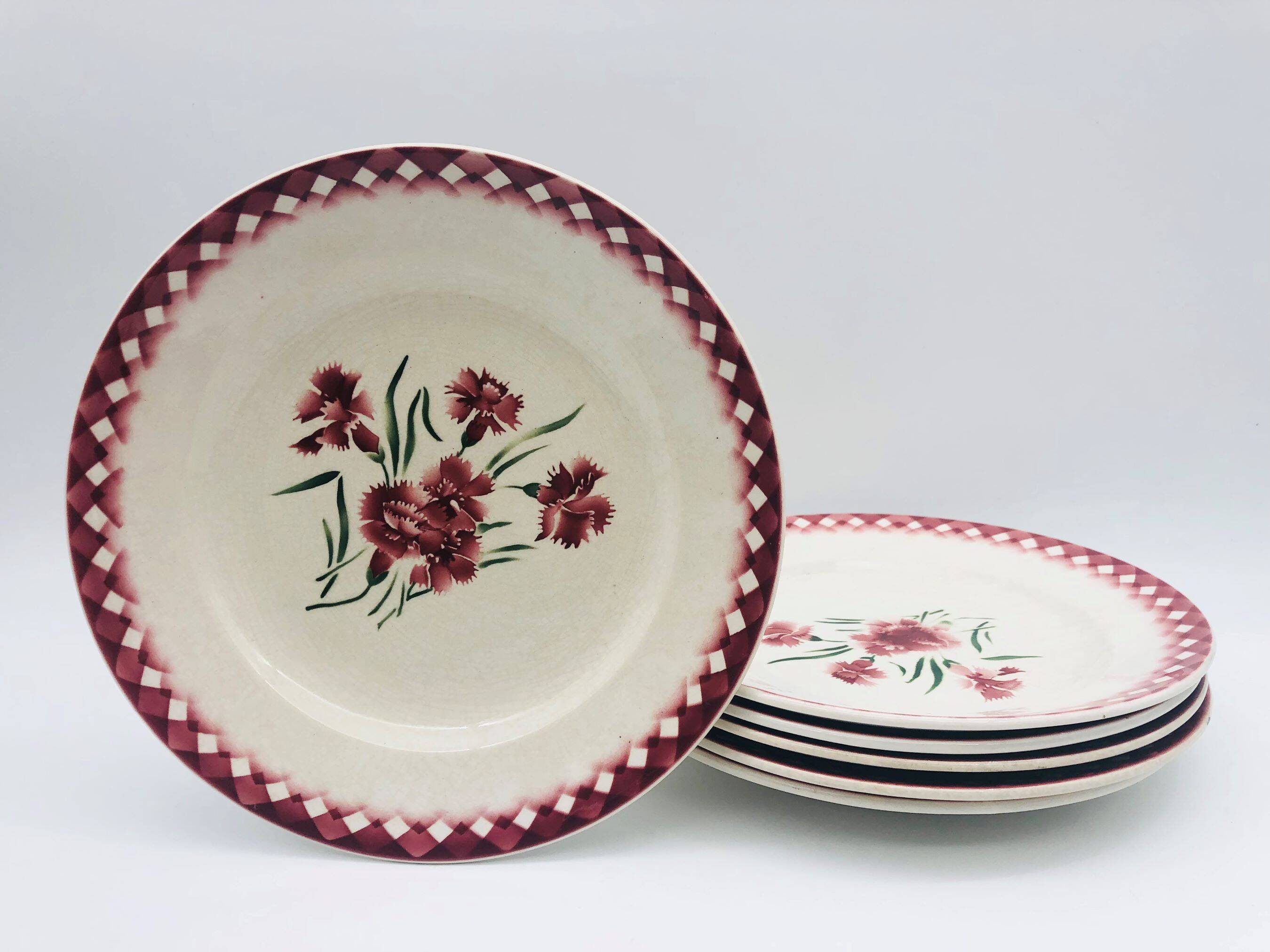 6 Sarreguemines flat plates “Mignardise” model