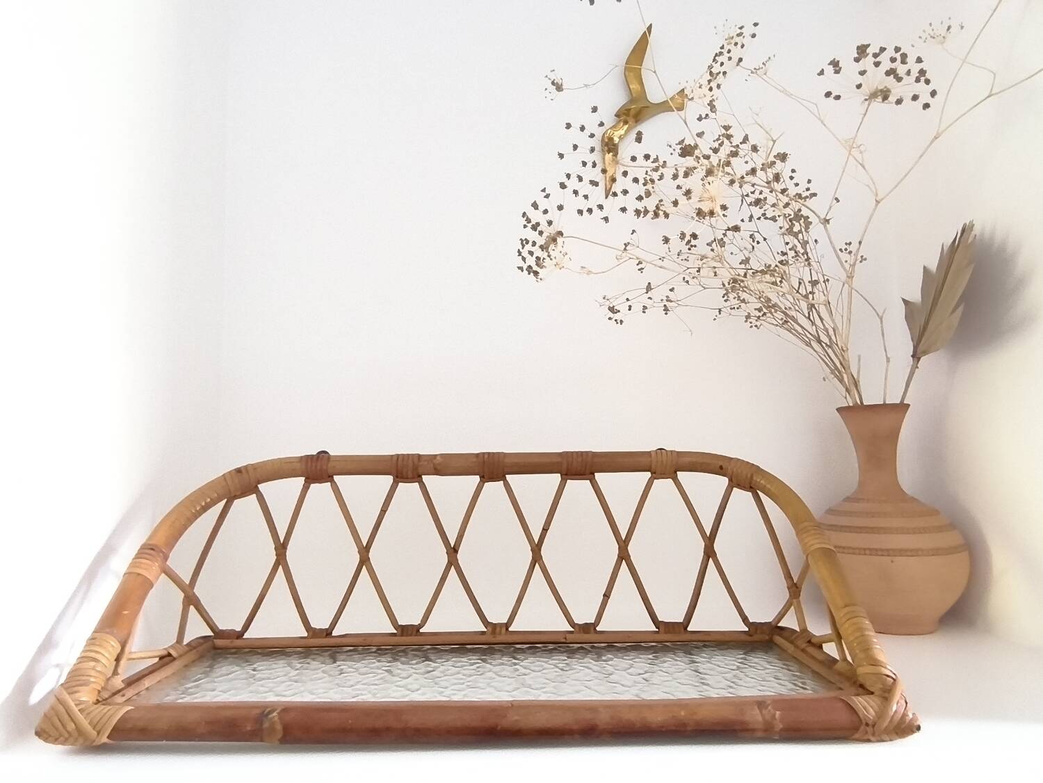 Étagère rotin vintage