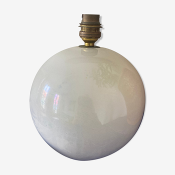 White pearlescent ball lamp foot