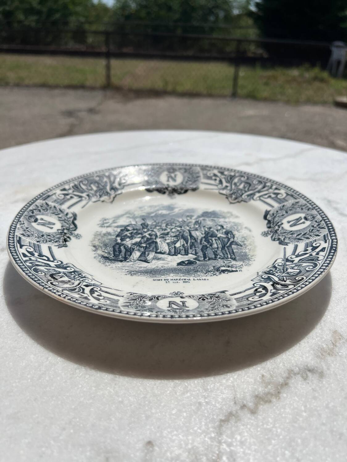 Vintage flat speaking plate in Boch Frères La Louvière porcelain