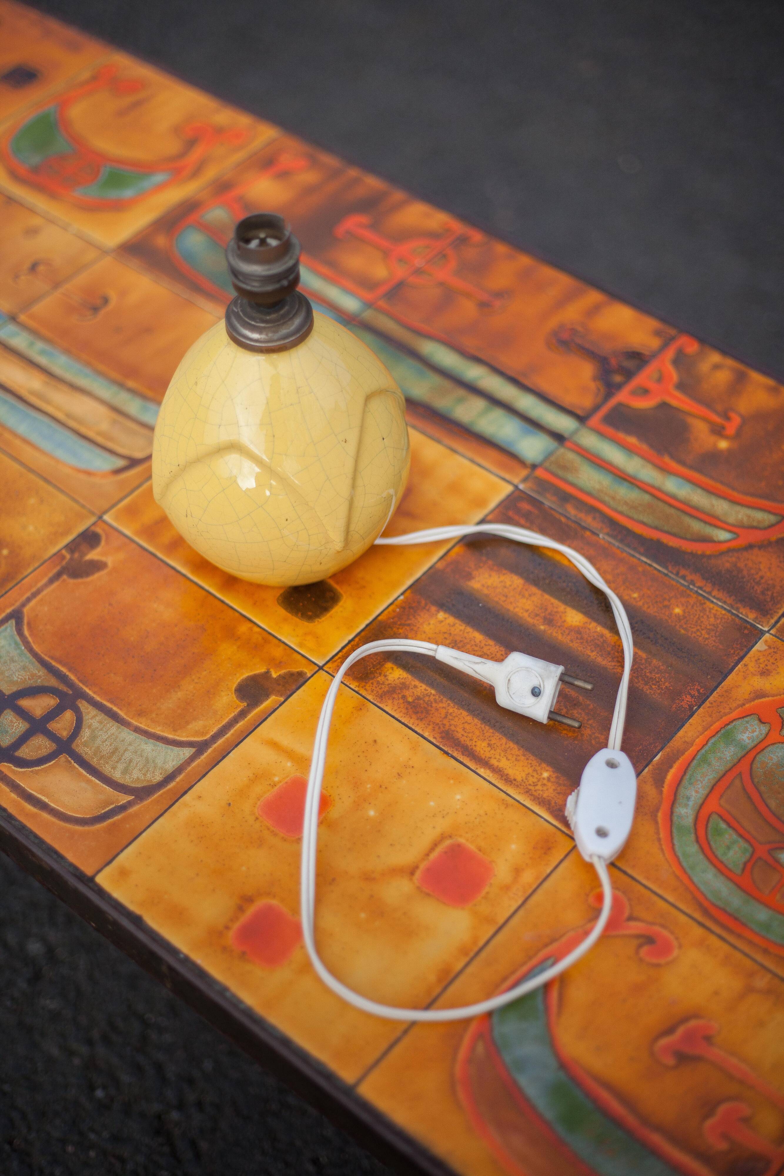 Vintage lamp, cracked ceramic lamp, yellow lamp, table lamp, bedside lamp, art deco, friend