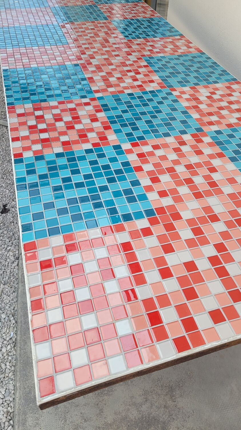 Old farmhouse table with mosaic top and tapered legs - 2m64