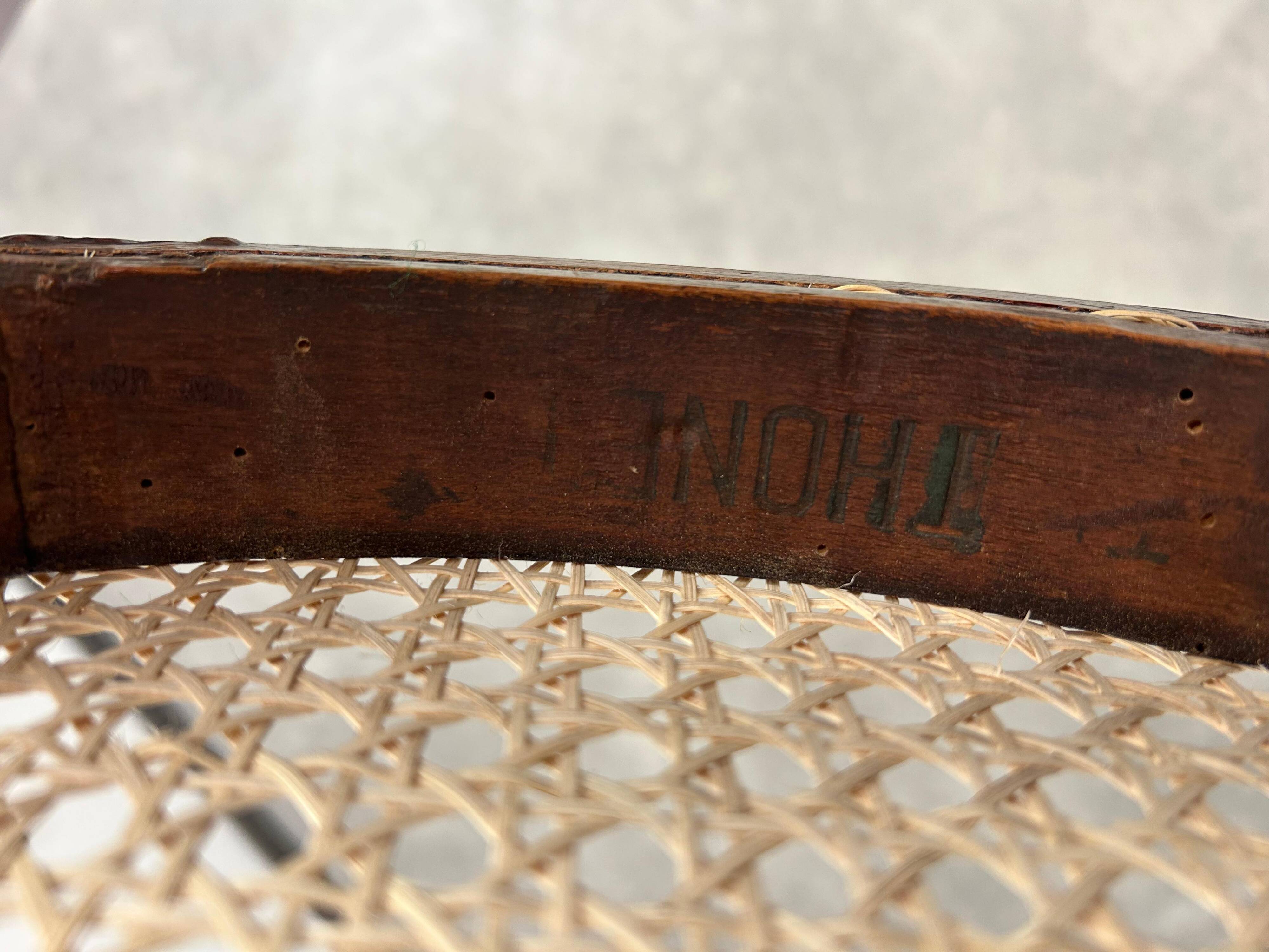 Bentwood dining chair No. 19 by Thonet