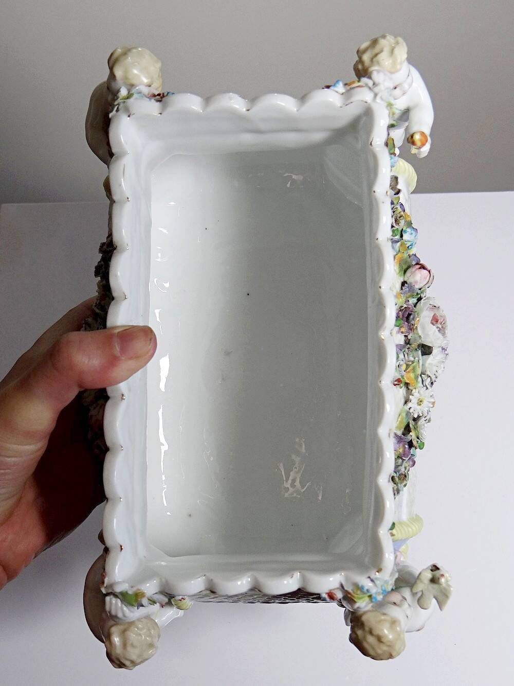 Small antique German porcelain planter Putti 19th century Meissen style