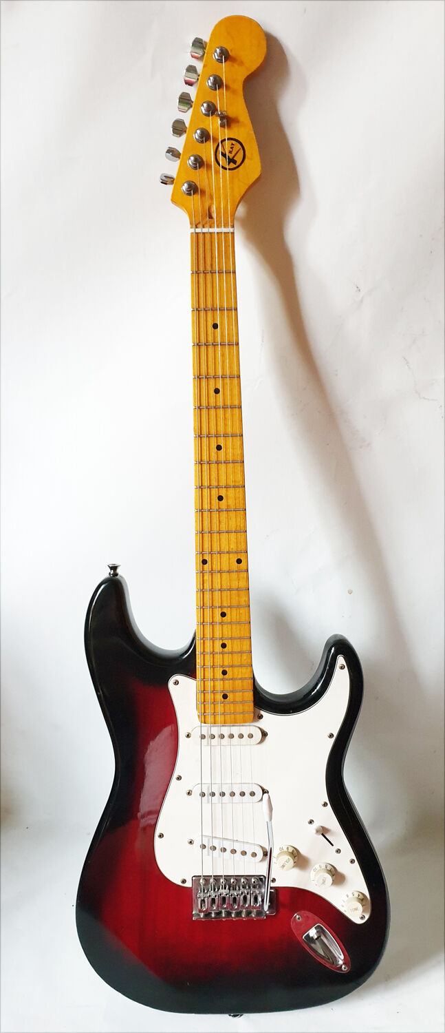 vintage guitar KAY Stratocaster cherryburst custom MIJ 1980s