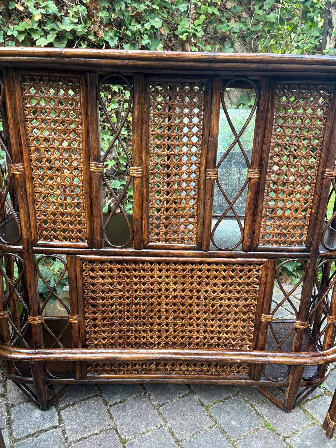 Rattan bar and vintage stools