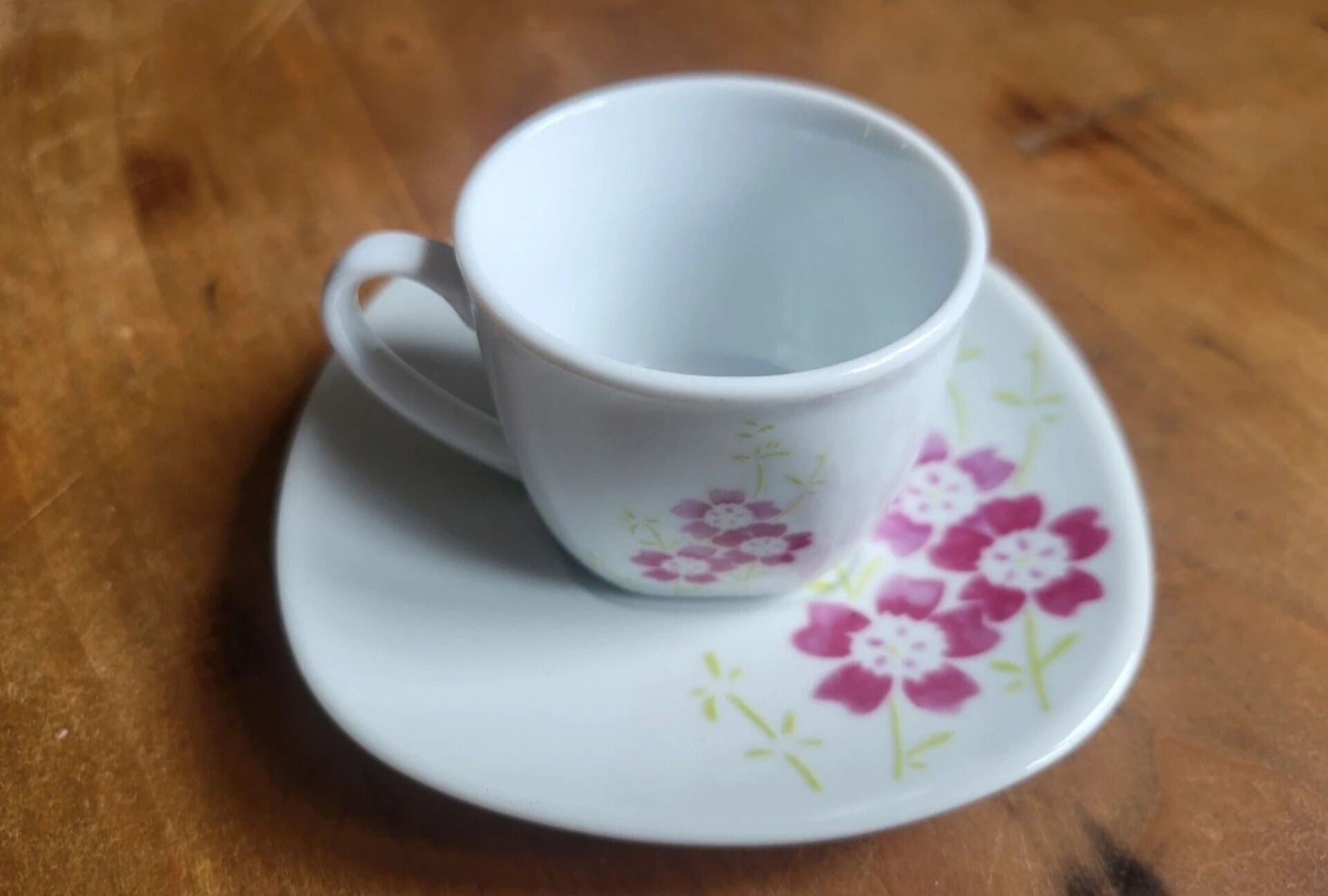 Floral mugs