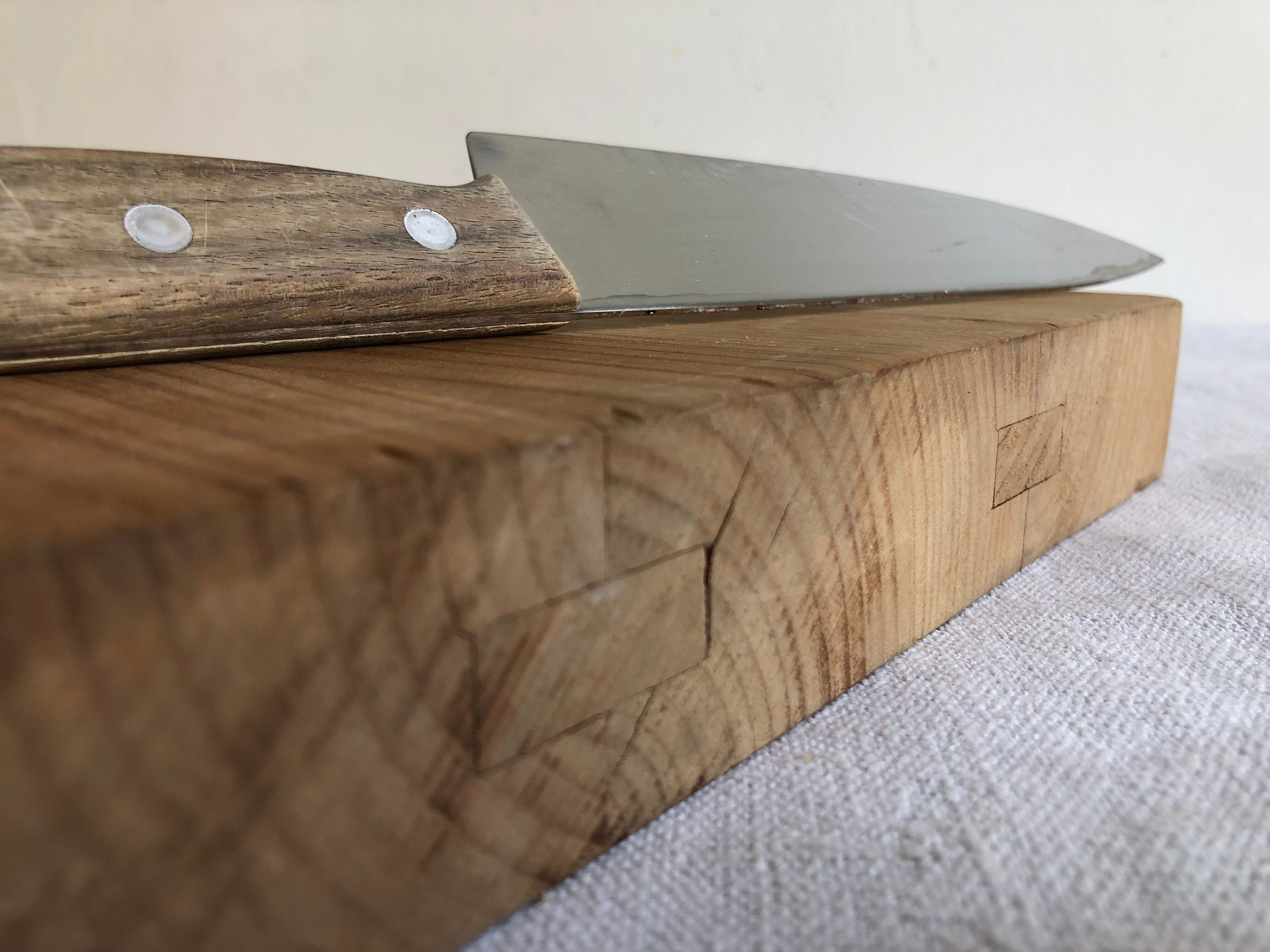 Cutting board, kitchen log