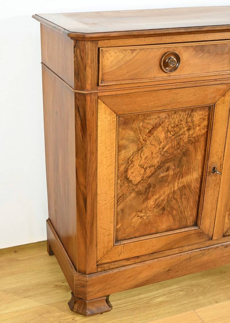 3-door walnut sideboard, late 19th century