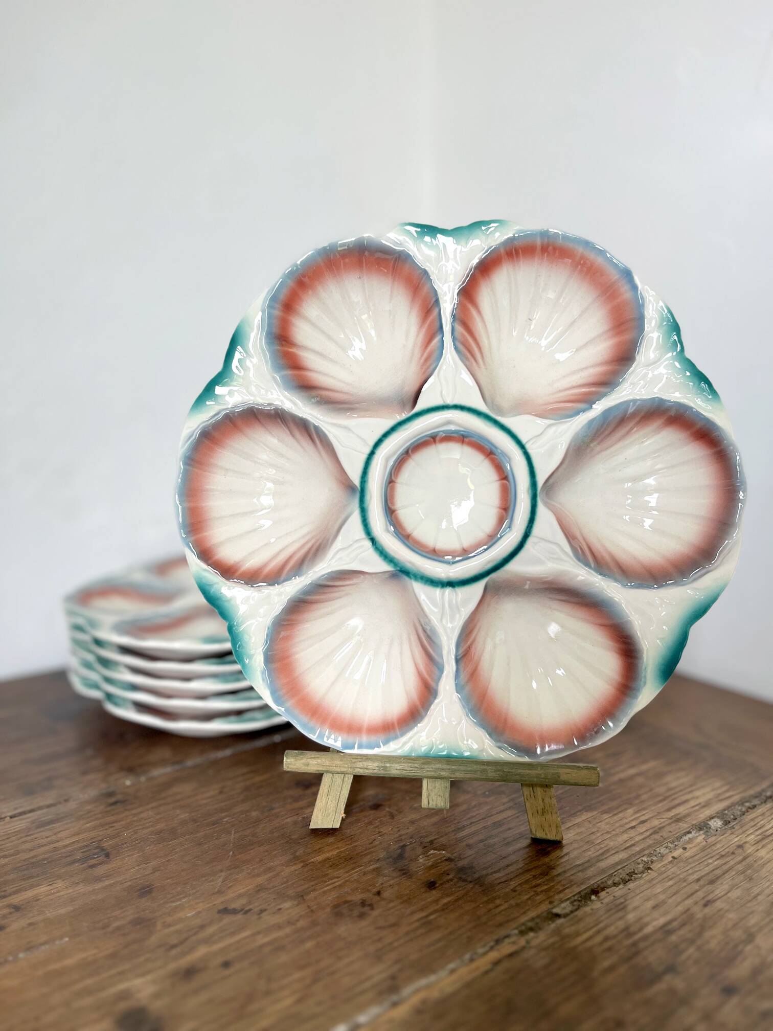 Majolica oyster plates, Digoin & Sarreguemines