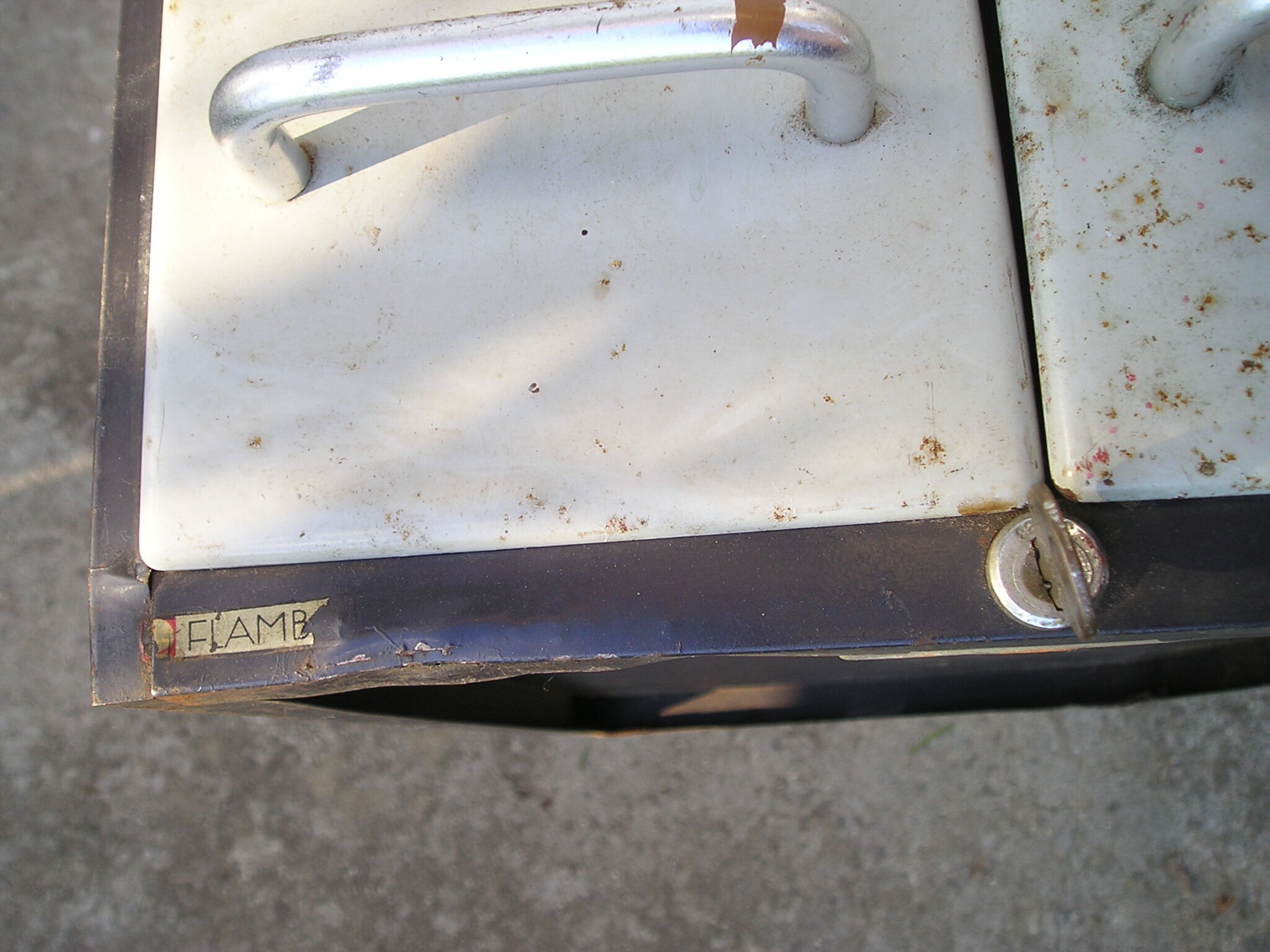 2 drawers Flambolocker