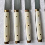 Série de 11 couteaux de table dentelés vintage