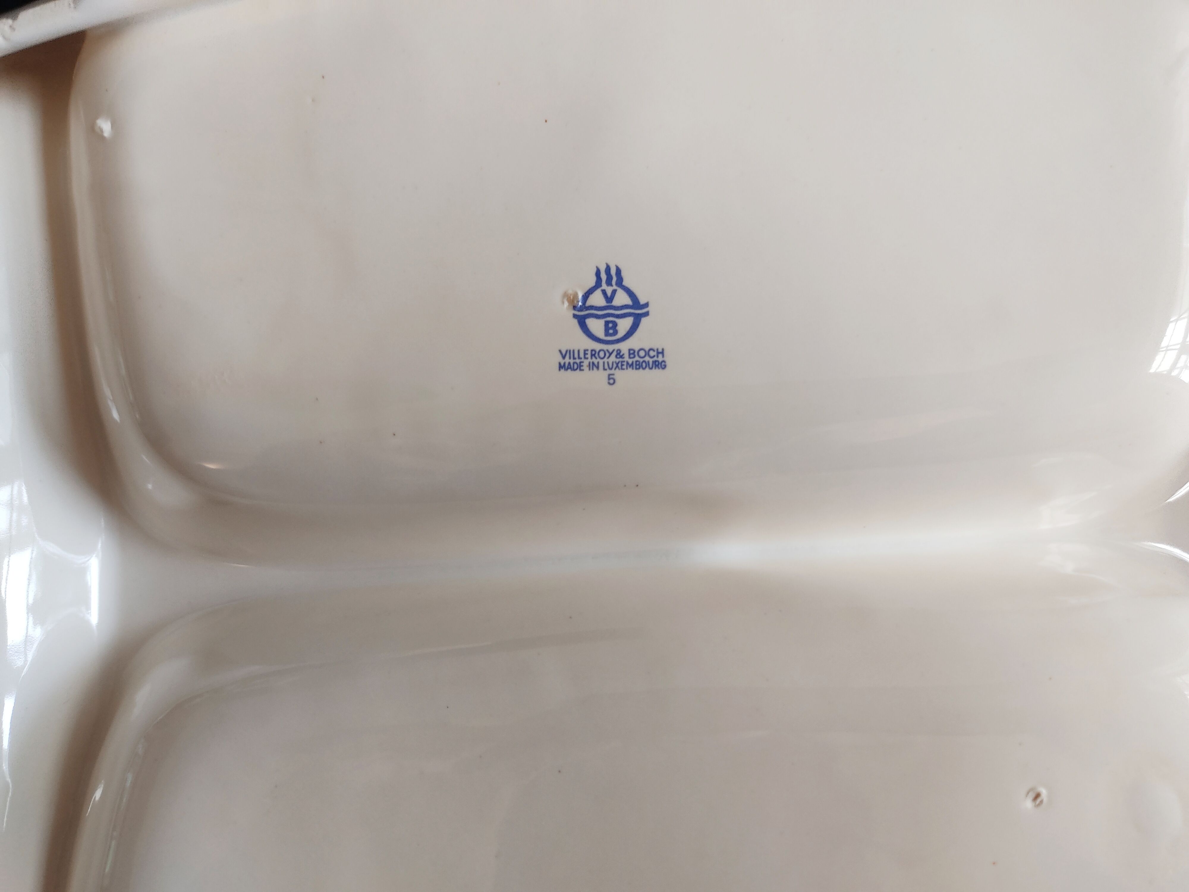 Villeroy & Boch vintage dish décor fruits and vegetables