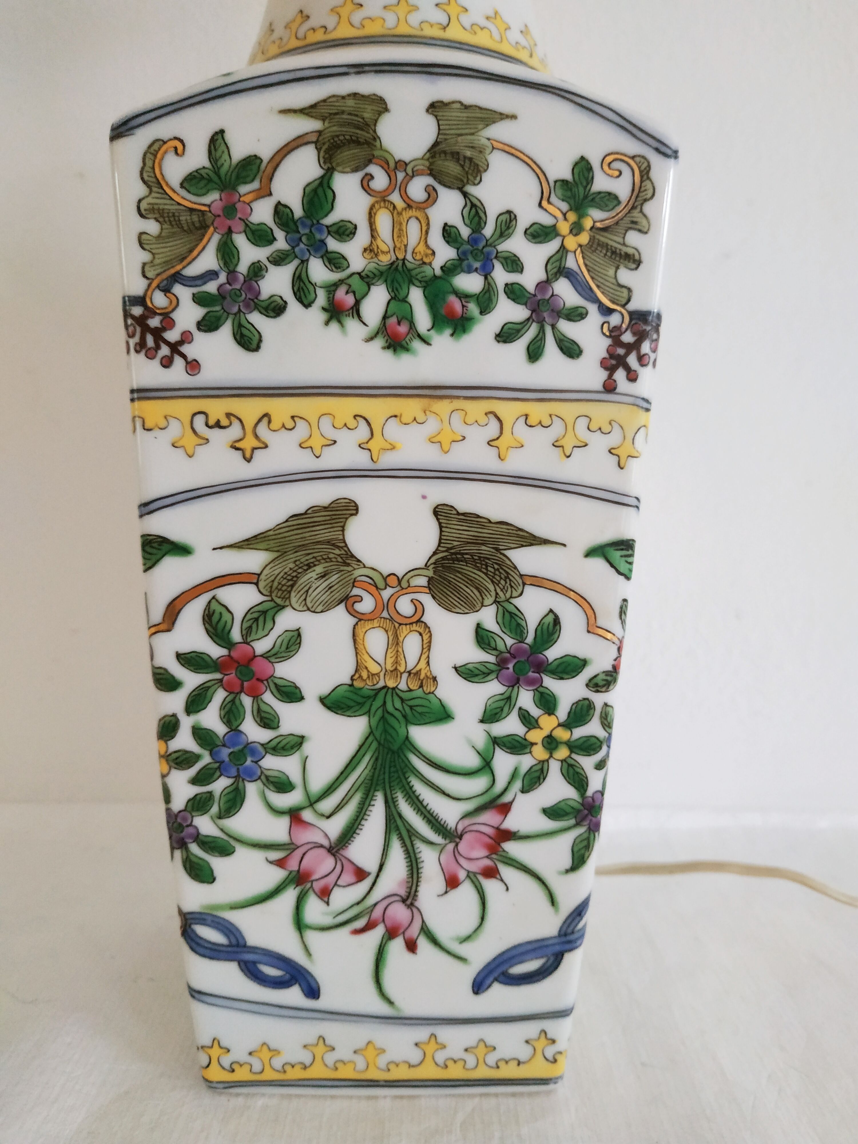 New company of India vase mounted in lamp