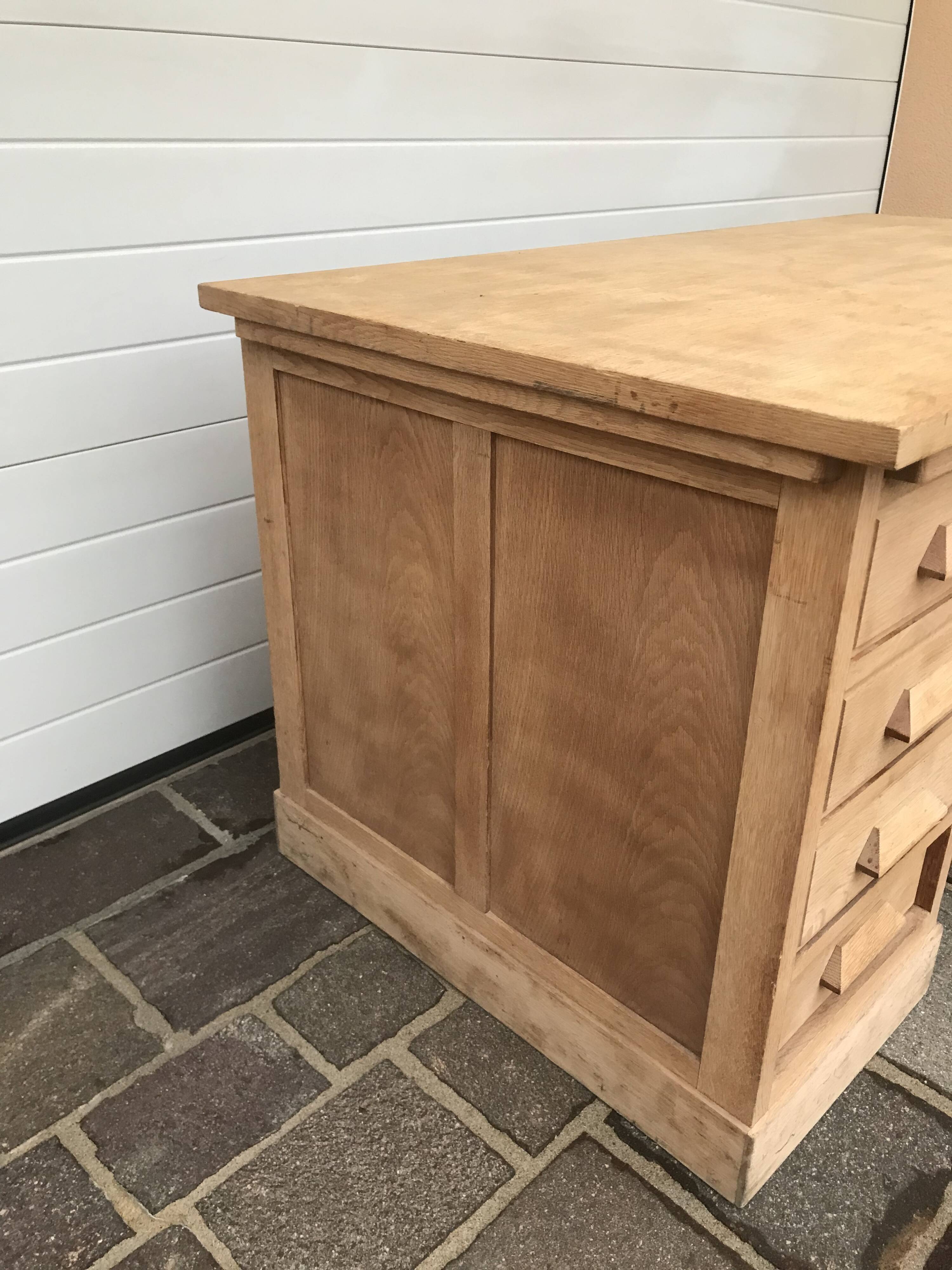 Office of "Minister"