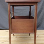 Mahogany service with flaps with removable glass top 67 x 46 cm