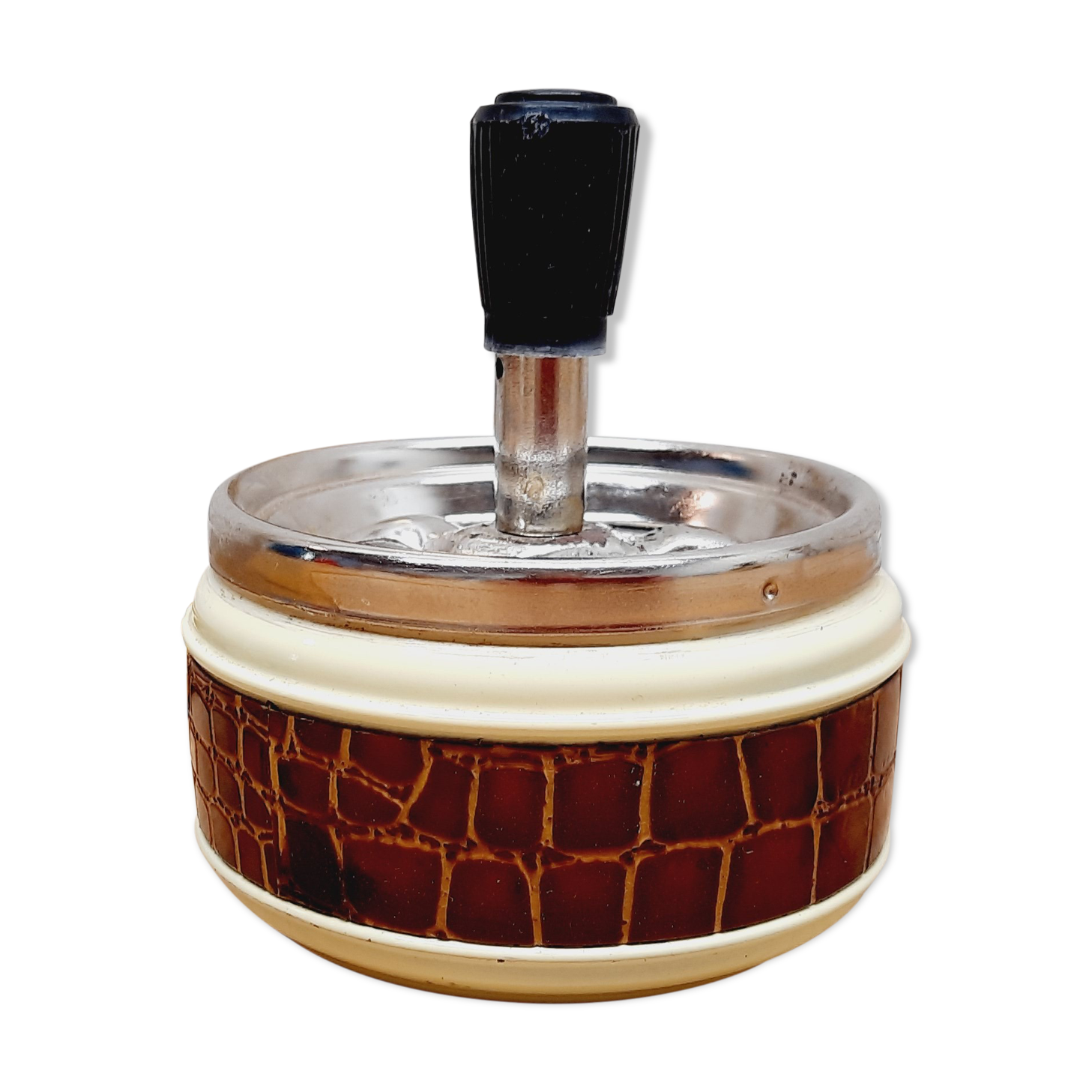 Vintage pusher ashtray