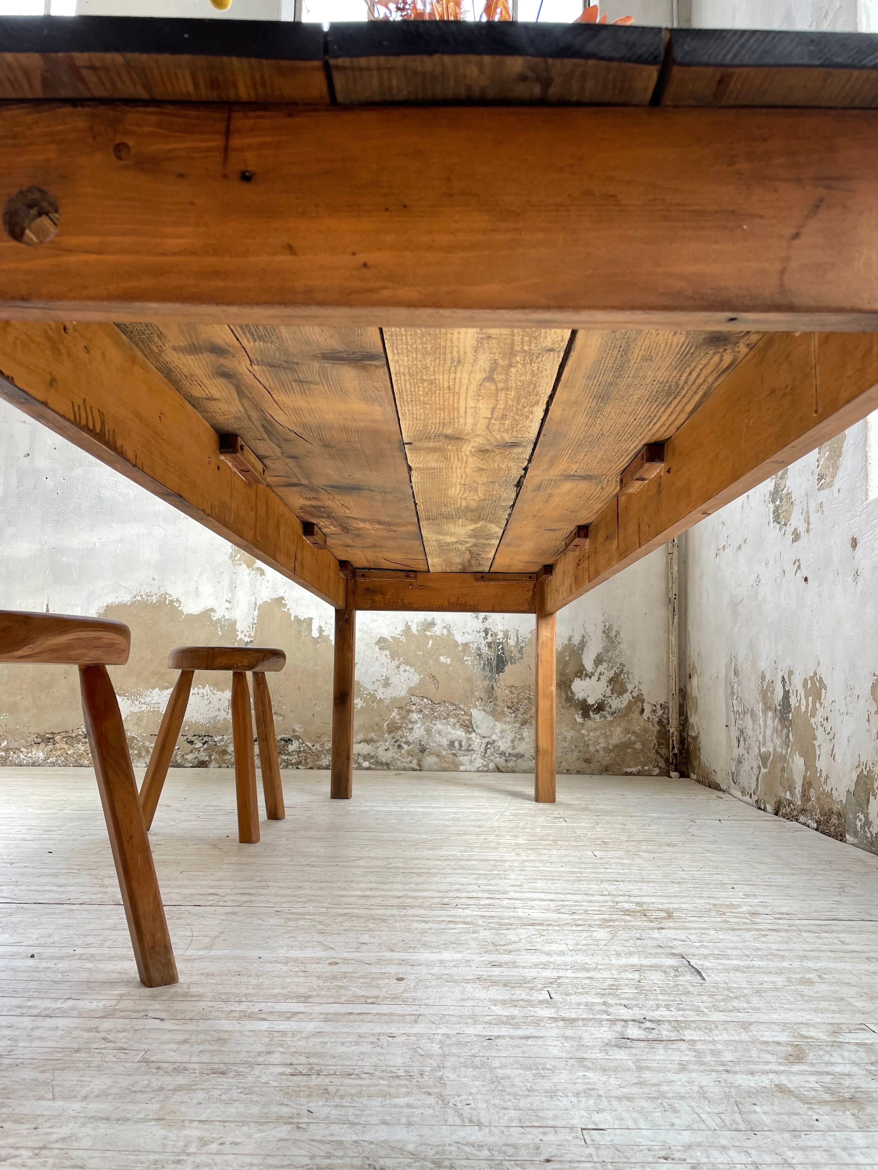 Black pine farm table 250 cm