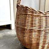 Woven wicker basket