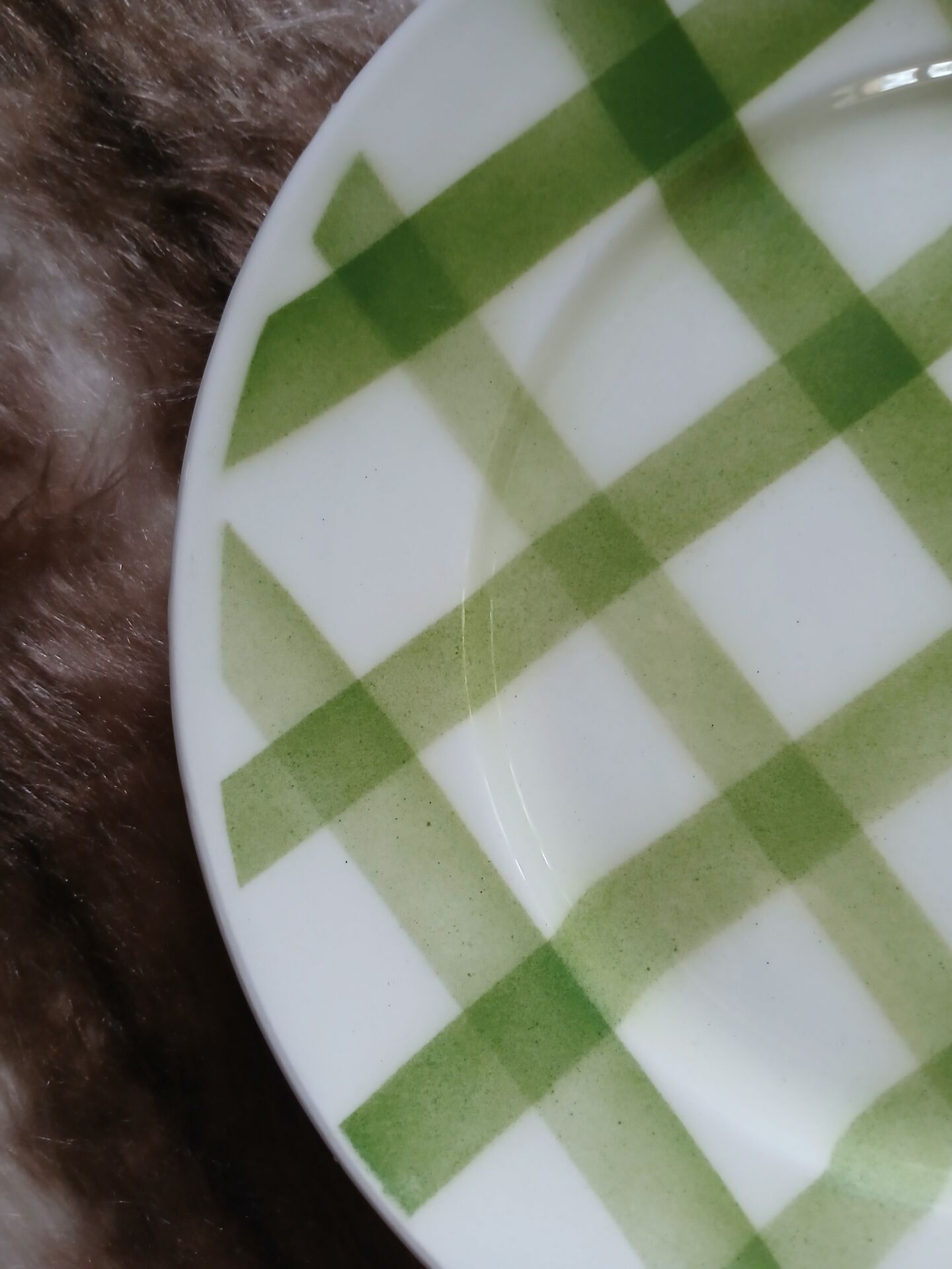 3 mismatched vintage dinner plates