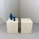 2 tables d’appoint en travertin italie des années 1980
