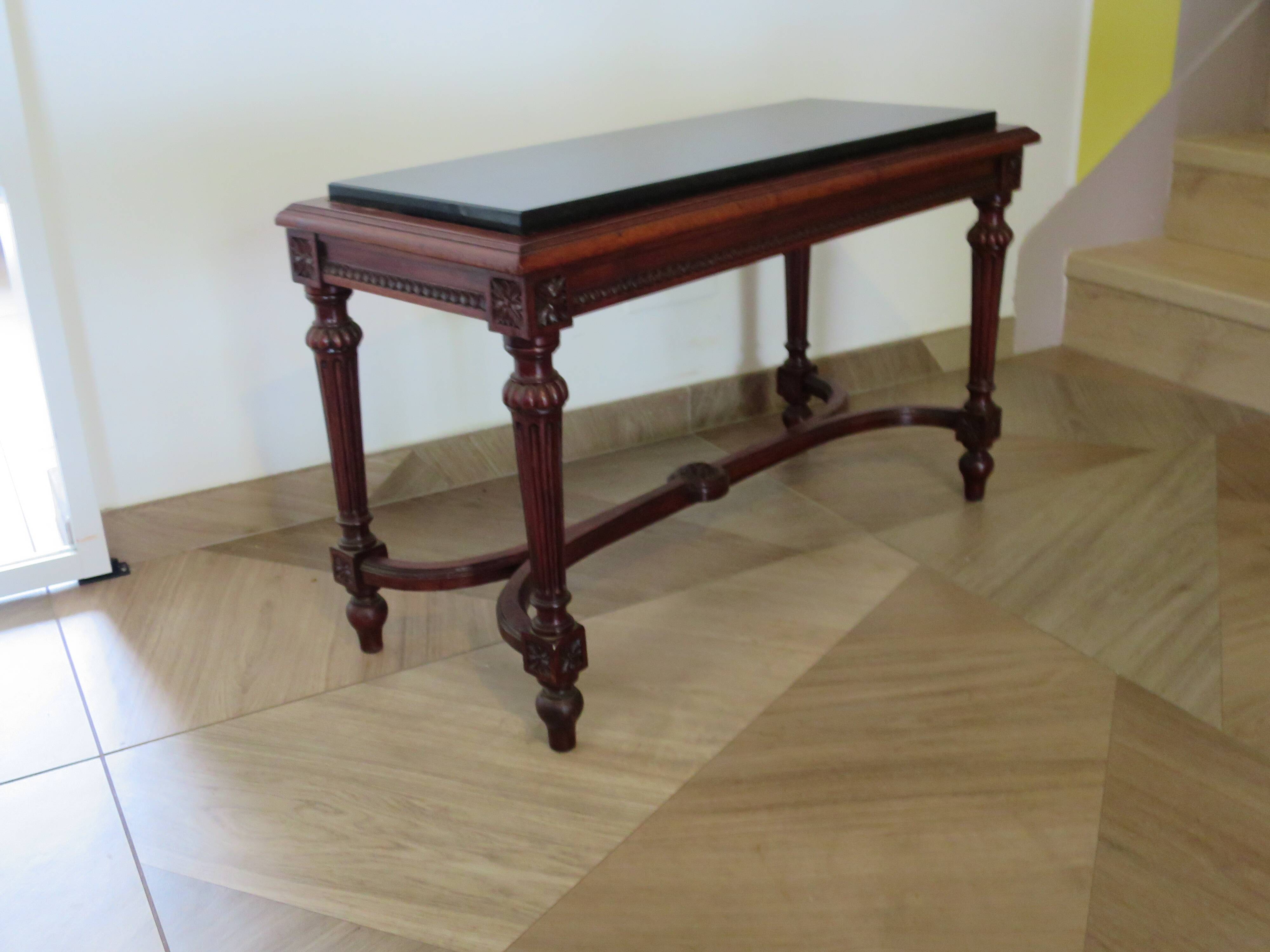 Coffee table - black marble top - Louis XIII style - H-shaped crossbar base