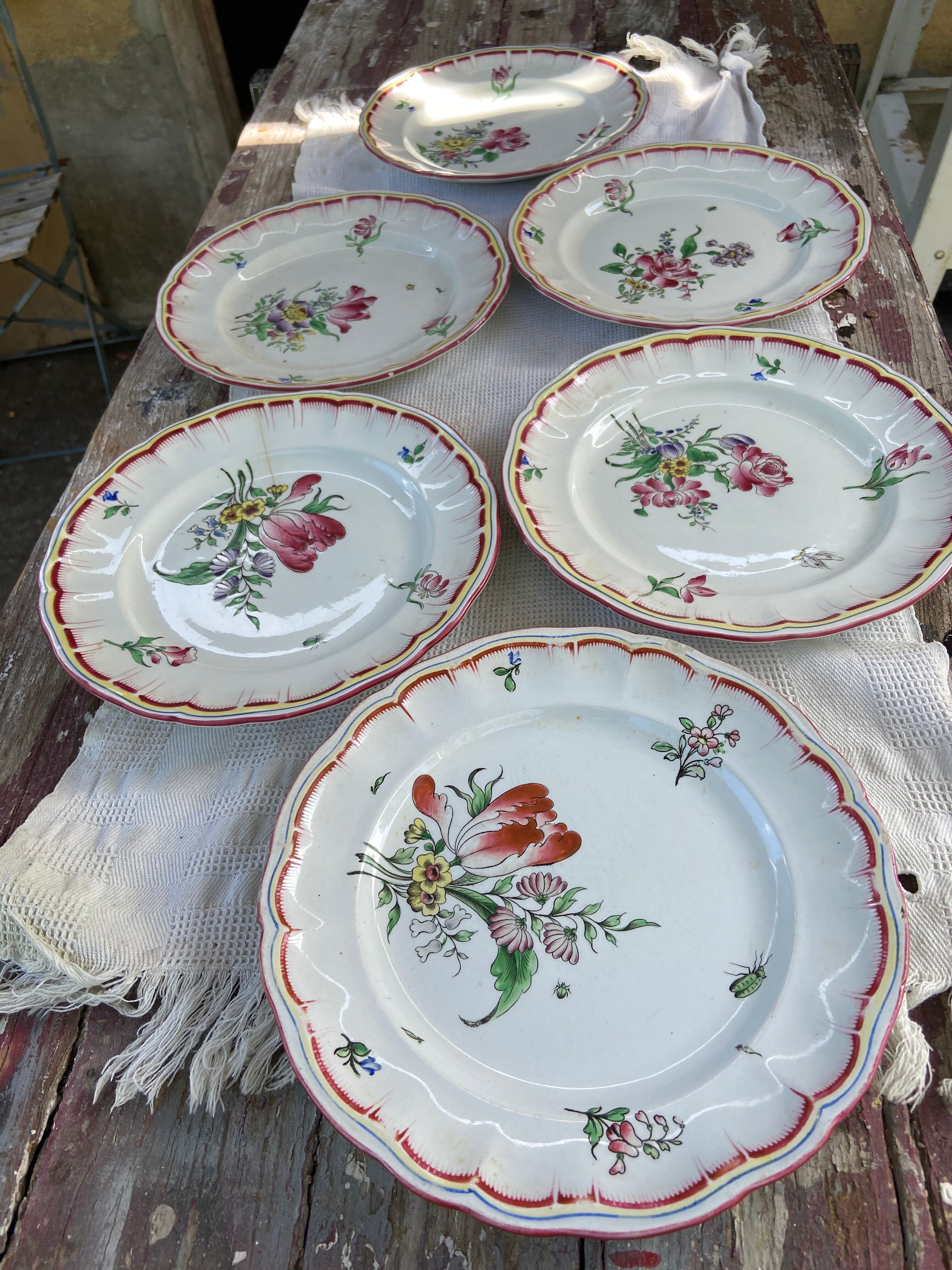Lot de 6 assiettes à dessert Lunéville décor de fleurs