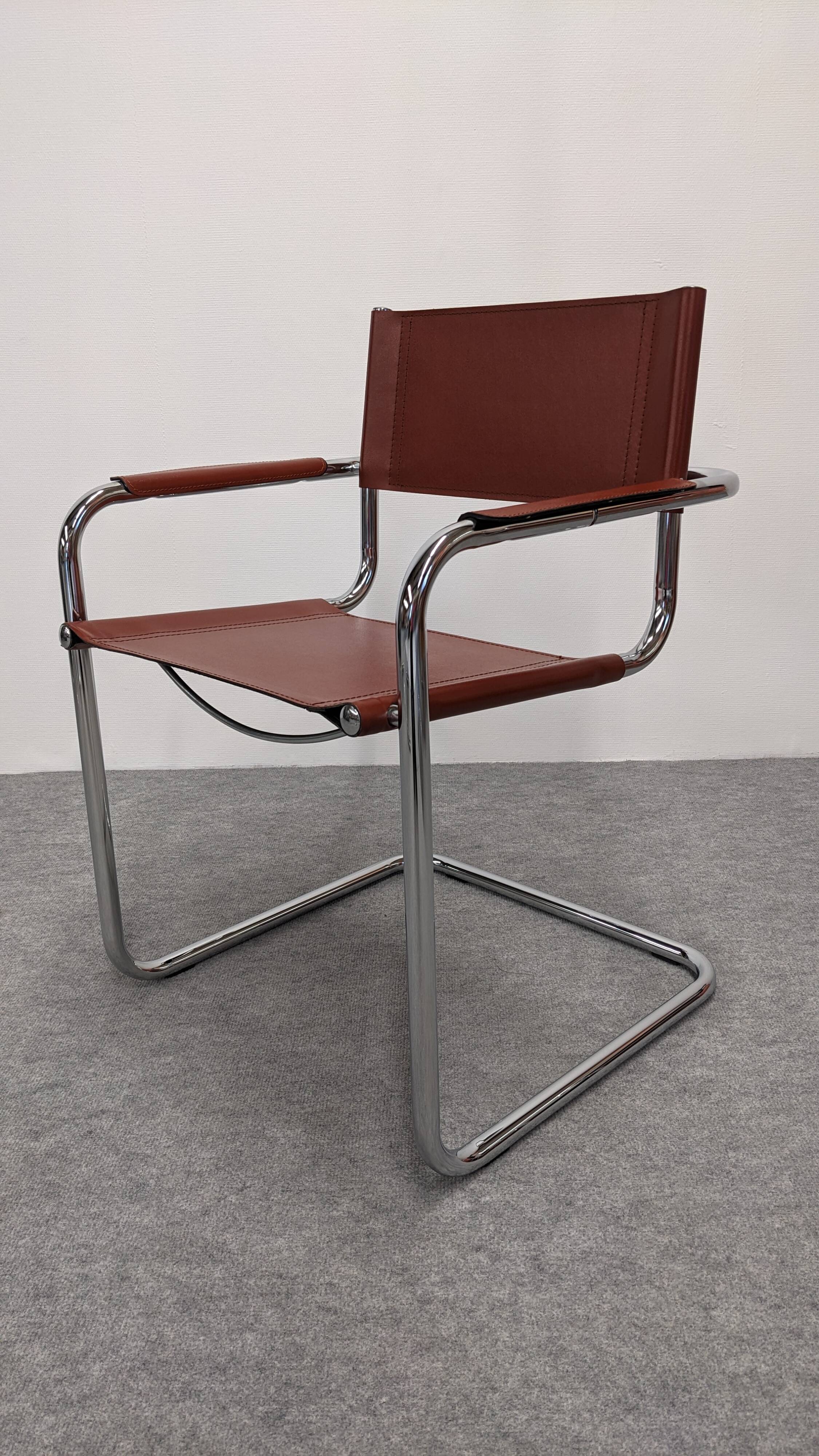 Série de 8 fauteuils cantilever modèle MG5 Made in Italy