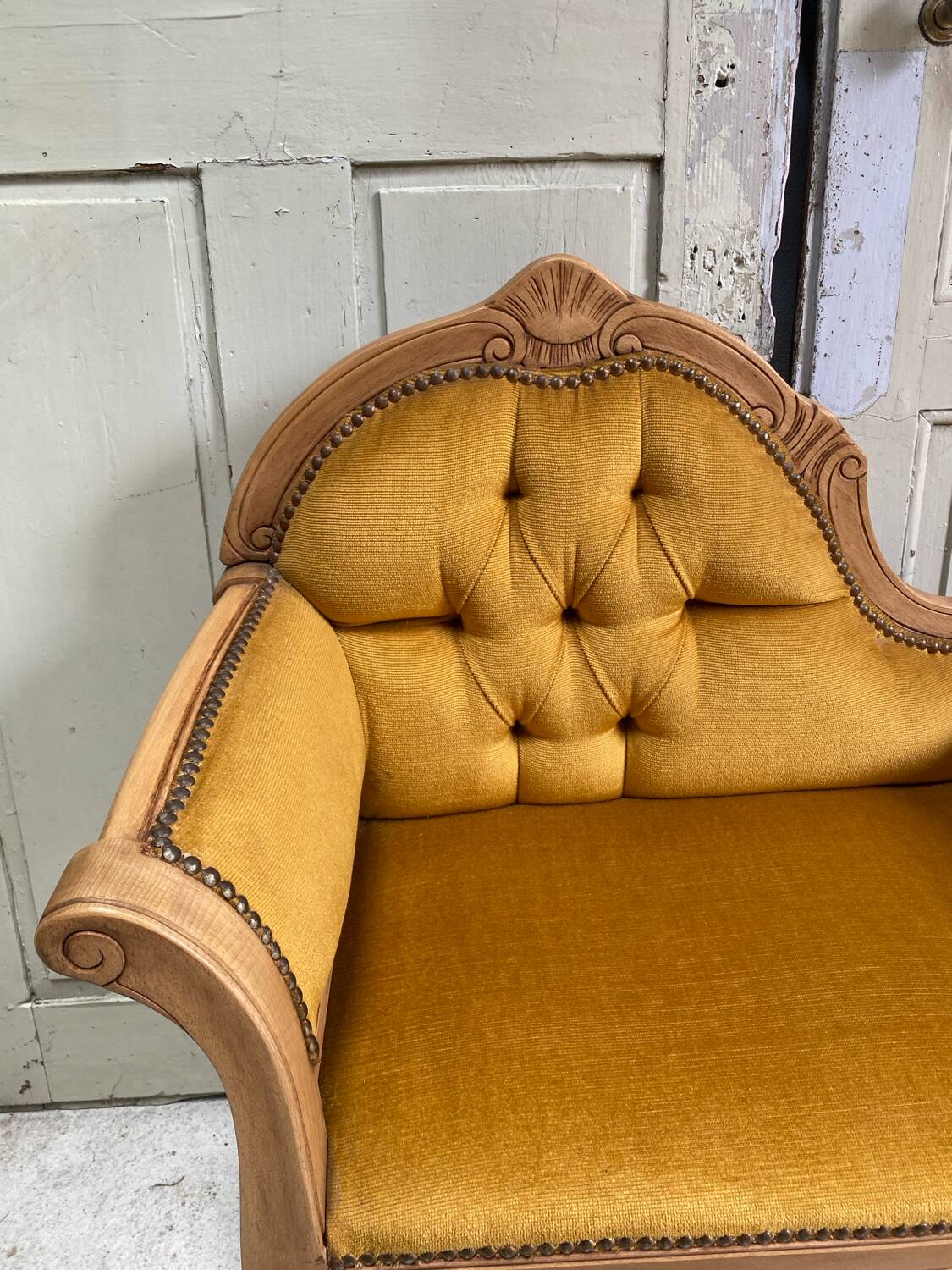 Restored vintage bench – “chat” furniture with integrated drawer