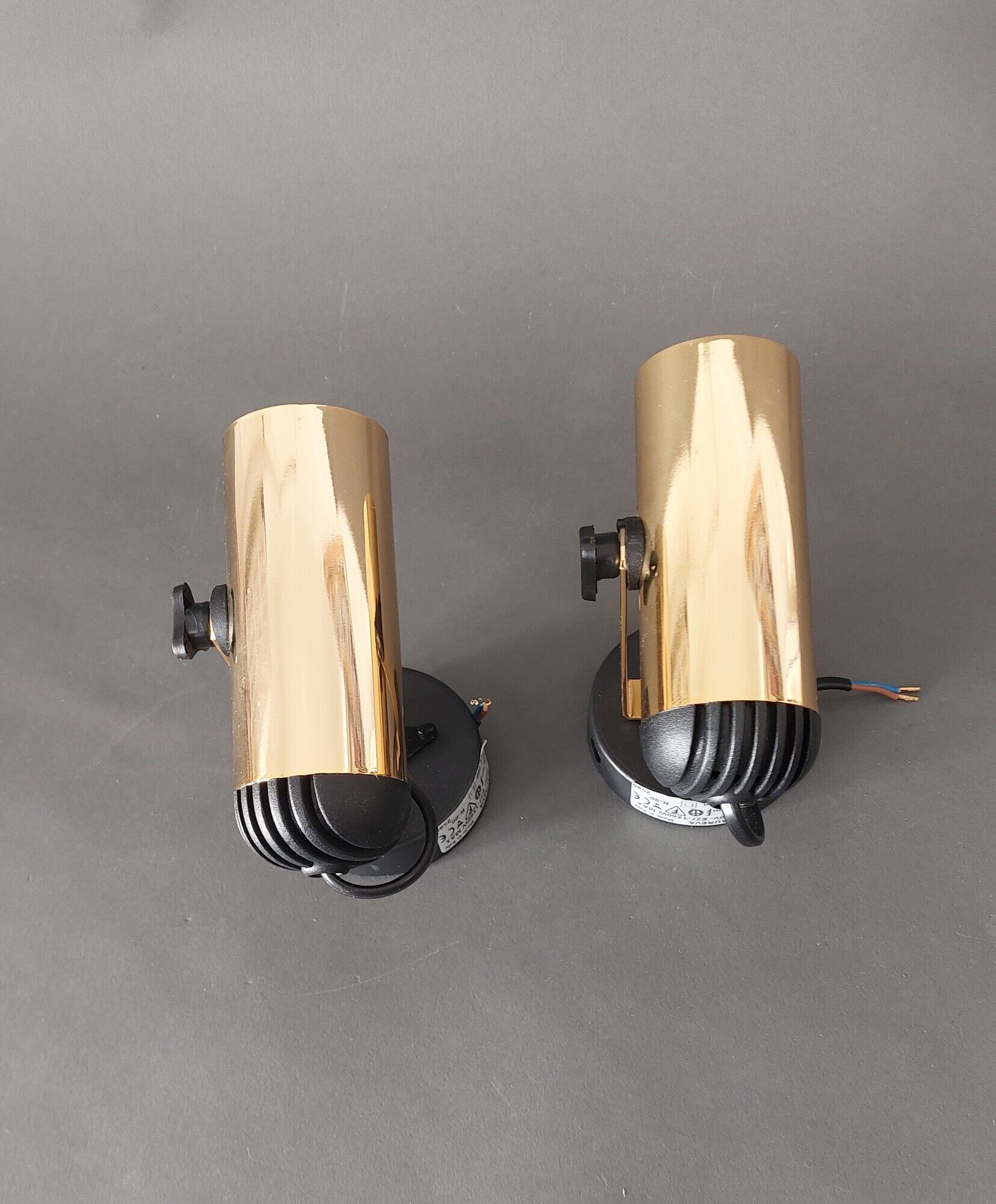 Pair of adjustable spotlight Maureva in gilded brass, Italian design 1980.