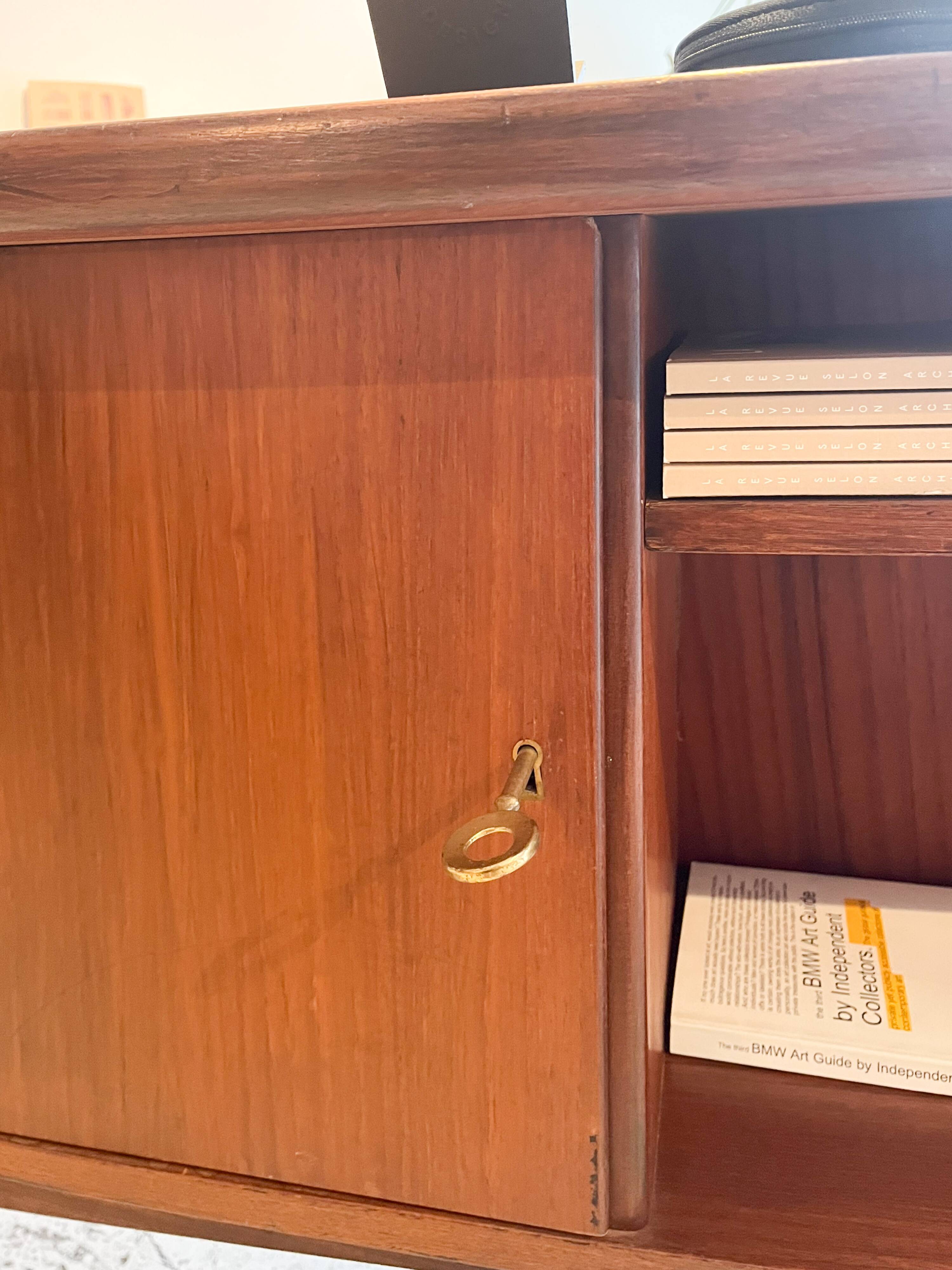 Teak desk Svend Åge Madsen edition HP Hansen - 1960