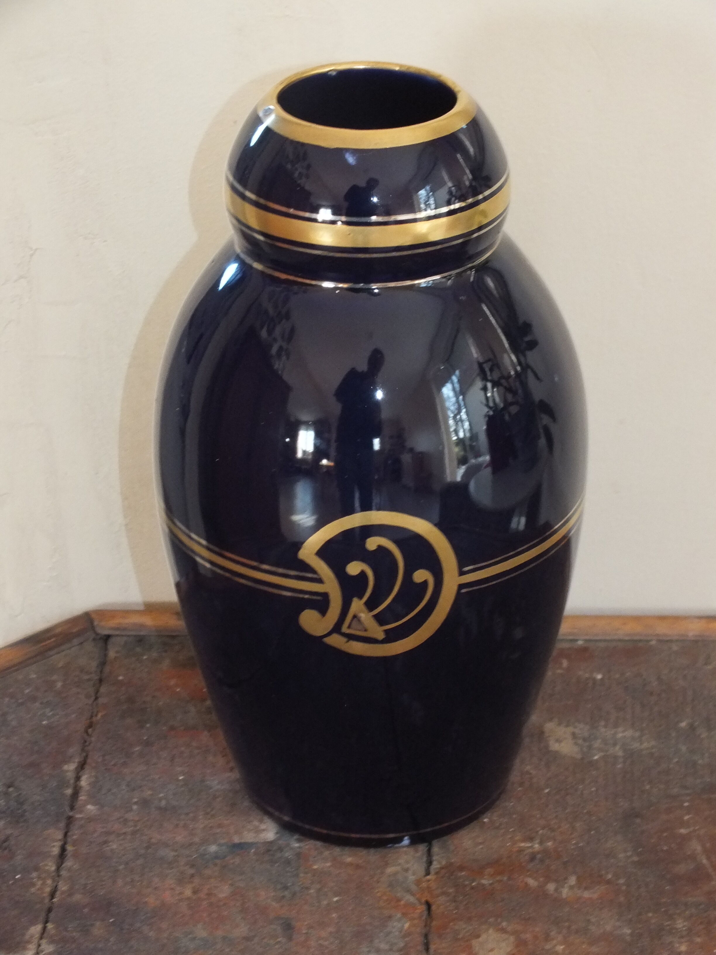 Vase 30s blue of Sèvres and gold Ste Radégonde or Tours Pinon (unsigned)