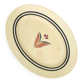 Oval plate from Gien pottery, model Odile.