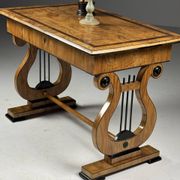 Bureau Biedermeier, table de centre