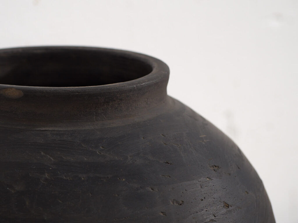 Antique vase in dark tones (c.1900) #6