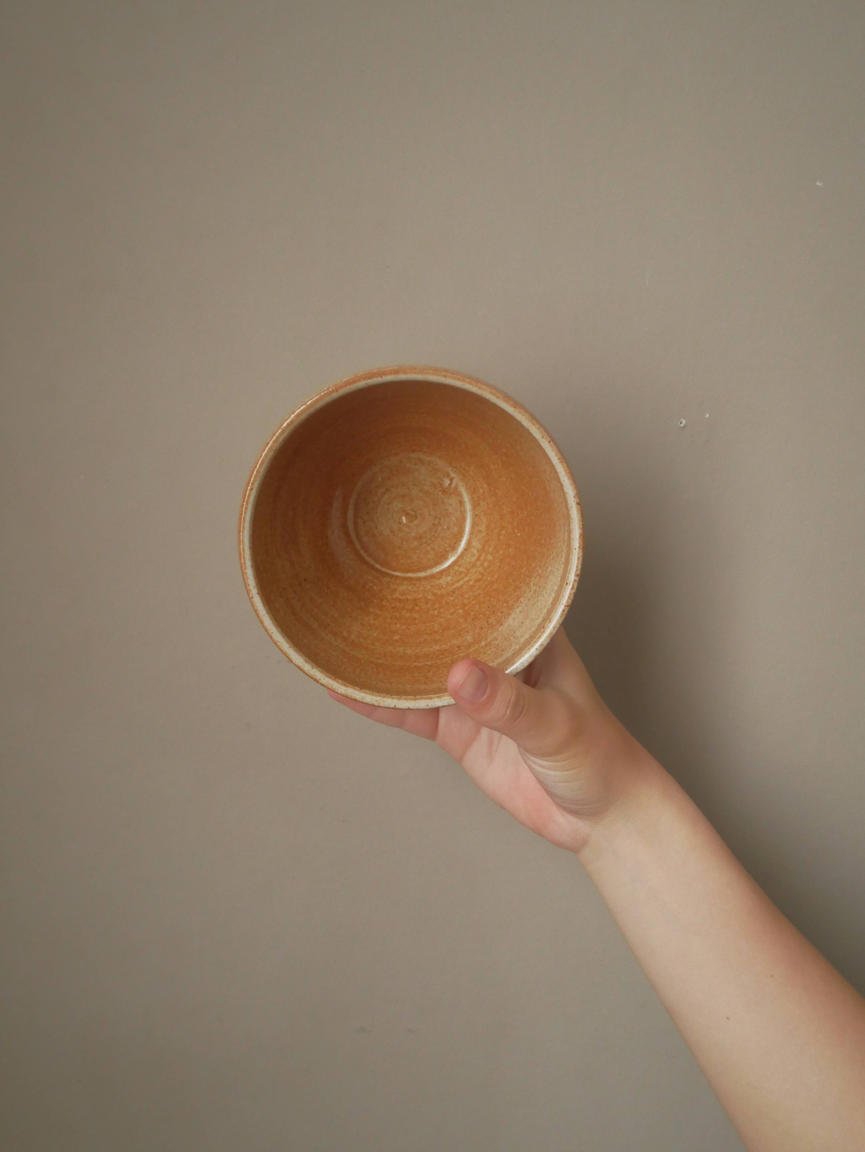 Vintage stoneware ceramic bowls handmade pottery Scandinavian country decoration artisanal manufacturing