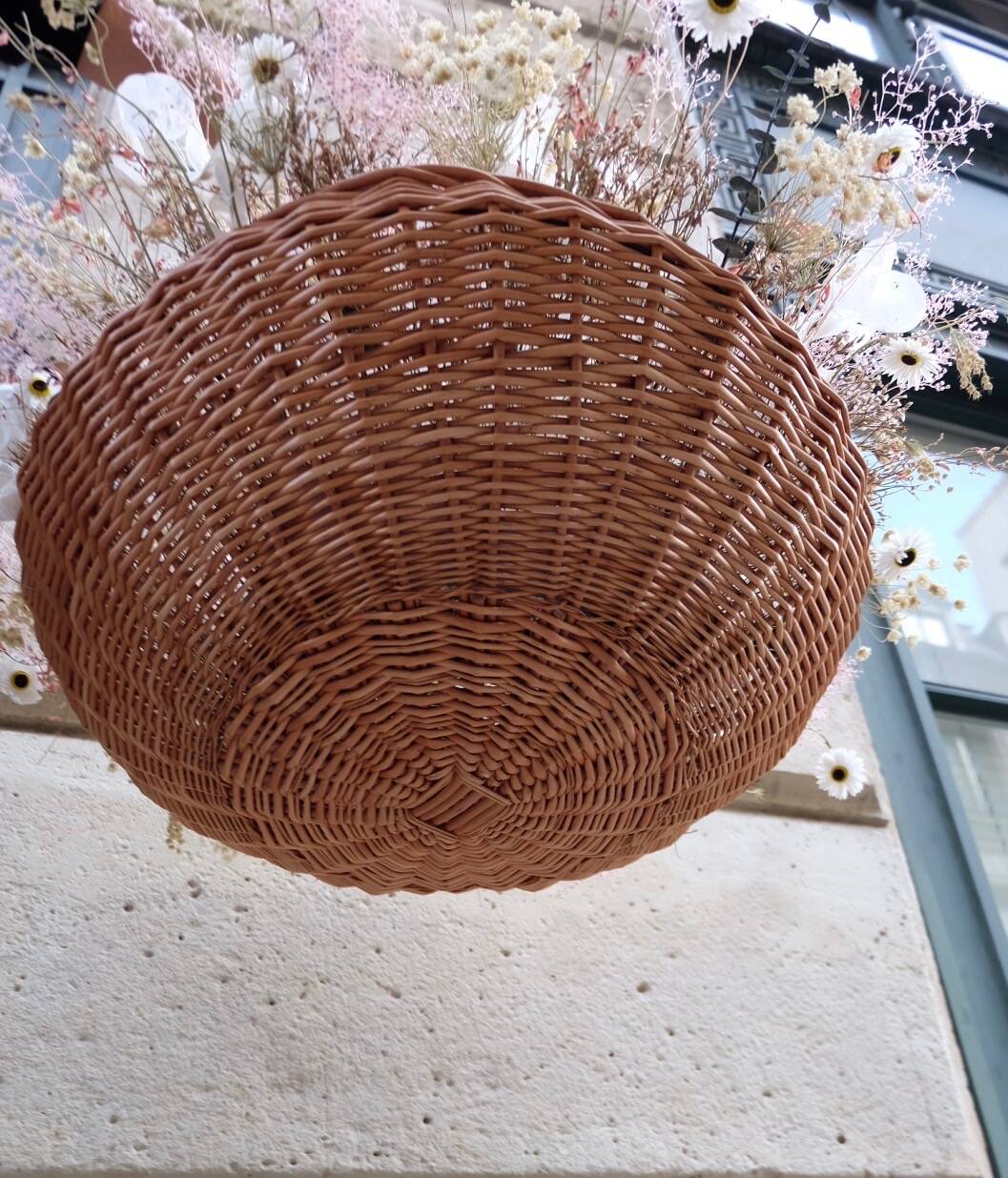 Luminous floral suspension