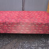 Vintage day bed