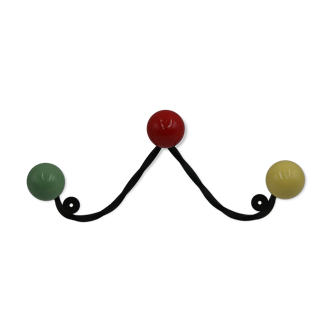 Wall ball coat rack