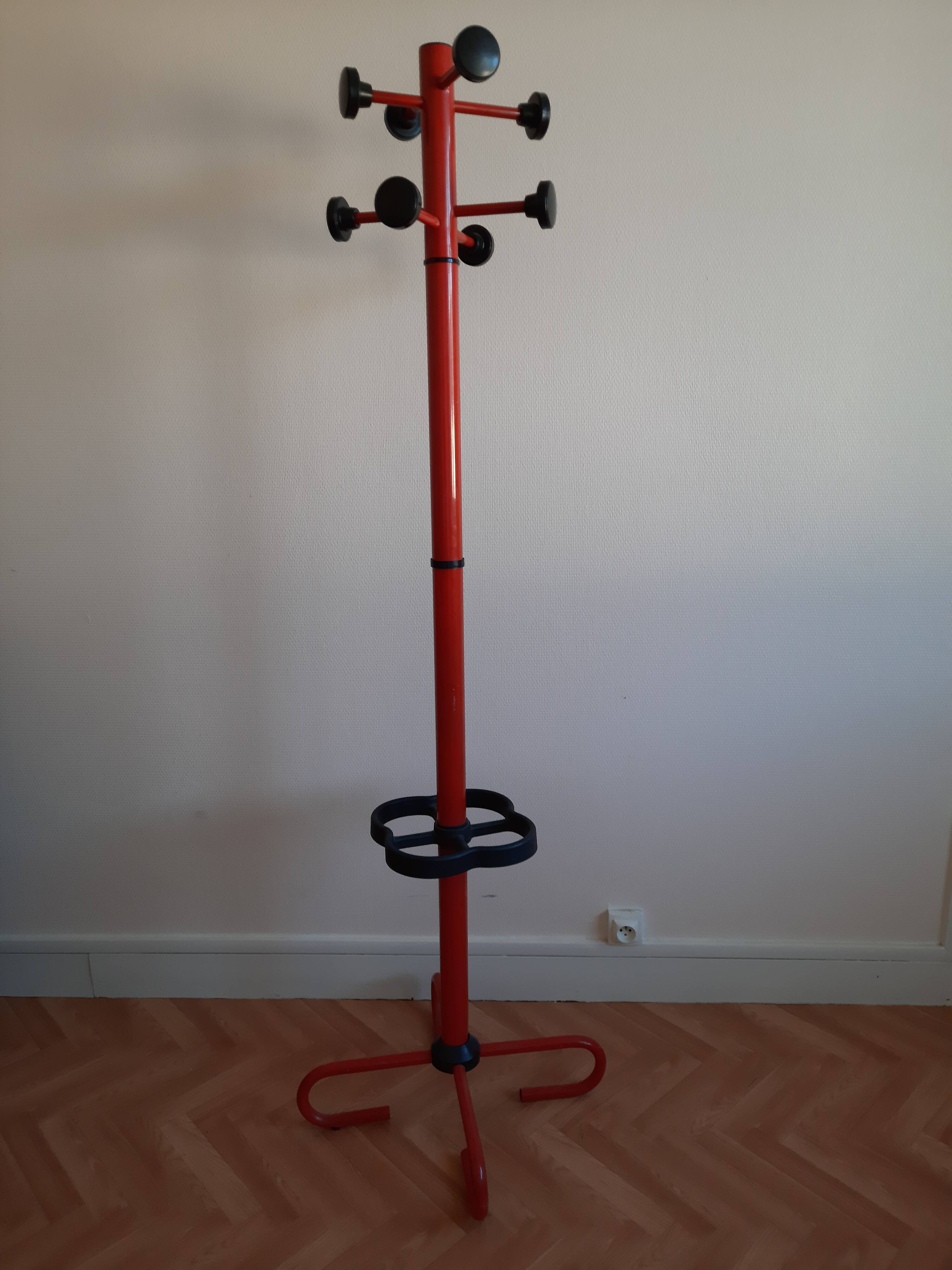 80s coats holder